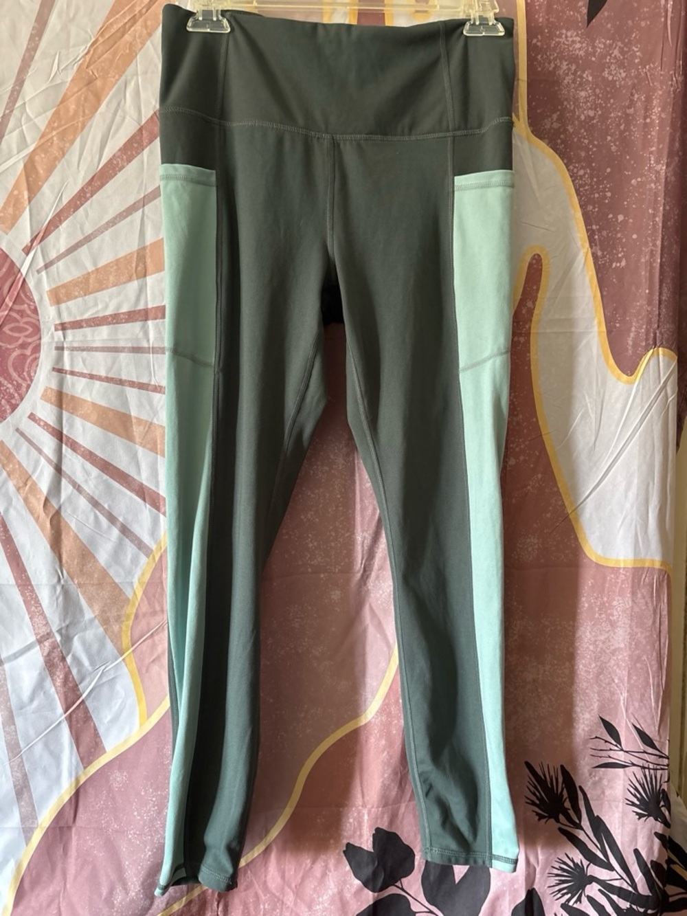 GAIAM Women’s Colorblock Leggings for the gym workout in Mint Green & Charcoal